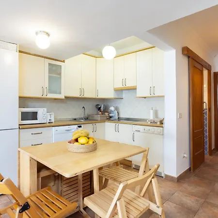 Home2book Cozy With Communal Pool, El Poris Apartment *
