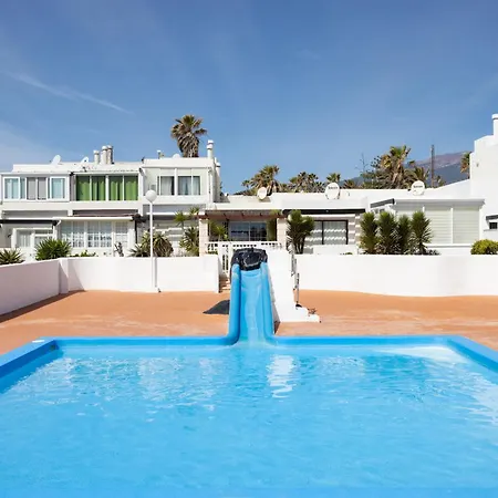 Apartment Home2book Cozy With Communal Pool, El Poris *