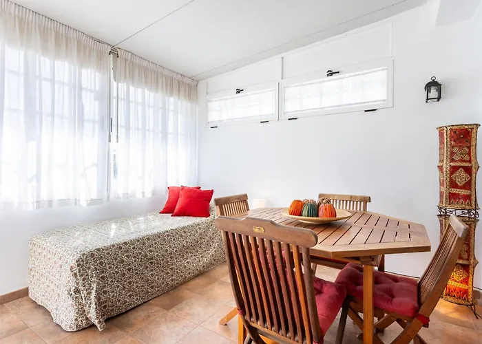 Home2book Cozy Pool & Tenis Court, El Poris * 포리스 데 아보나