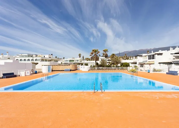 아파트 Home2book Cozy Pool & Tenis Court, El Poris