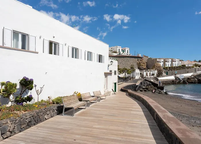 Home2book Cozy Pool & Tenis Court, El Poris 아파트 포리스 데 아보나