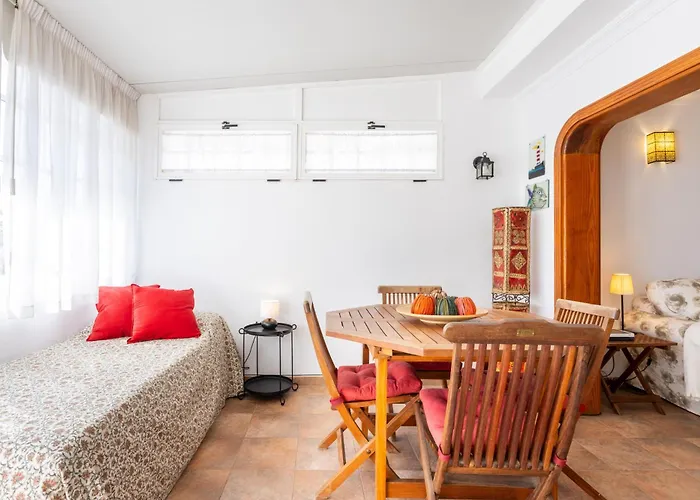 아파트 Home2book Cozy Pool & Tenis Court, El Poris 포리스 데 아보나