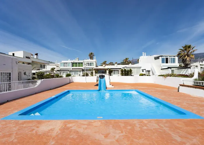 Home2book Cozy Pool & Tenis Court, El Poris Apartmán *